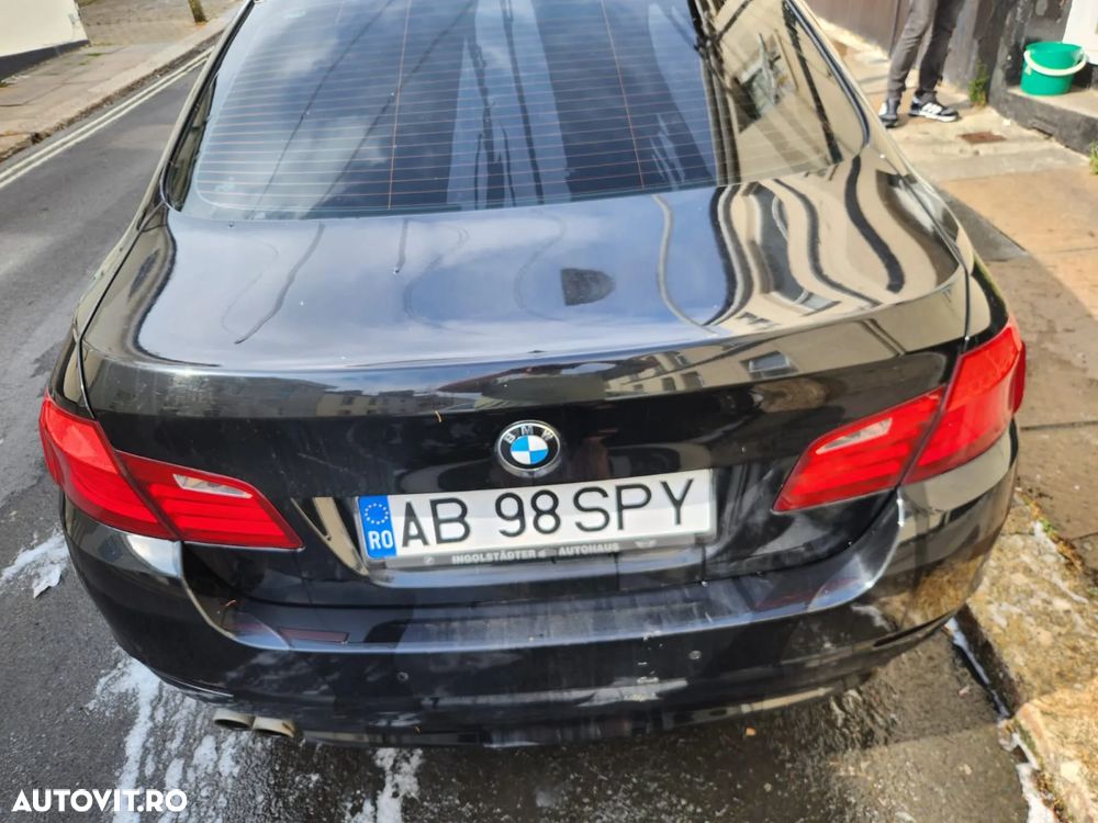 BMW Seria 5 520d Touring - 4