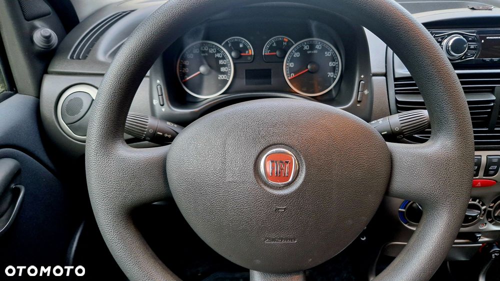 Fiat Punto - 11