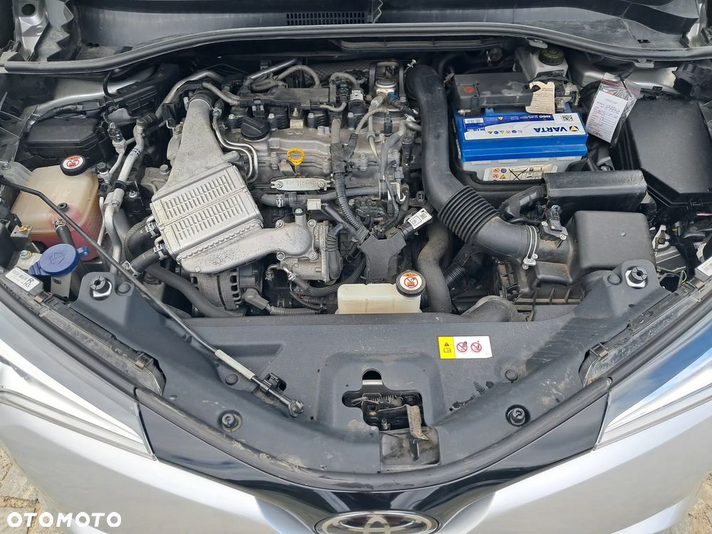 Toyota C-HR 1.2 T Dynamic - 18