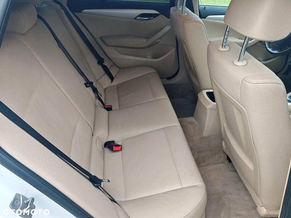 BMW X1 xDrive28i - 12