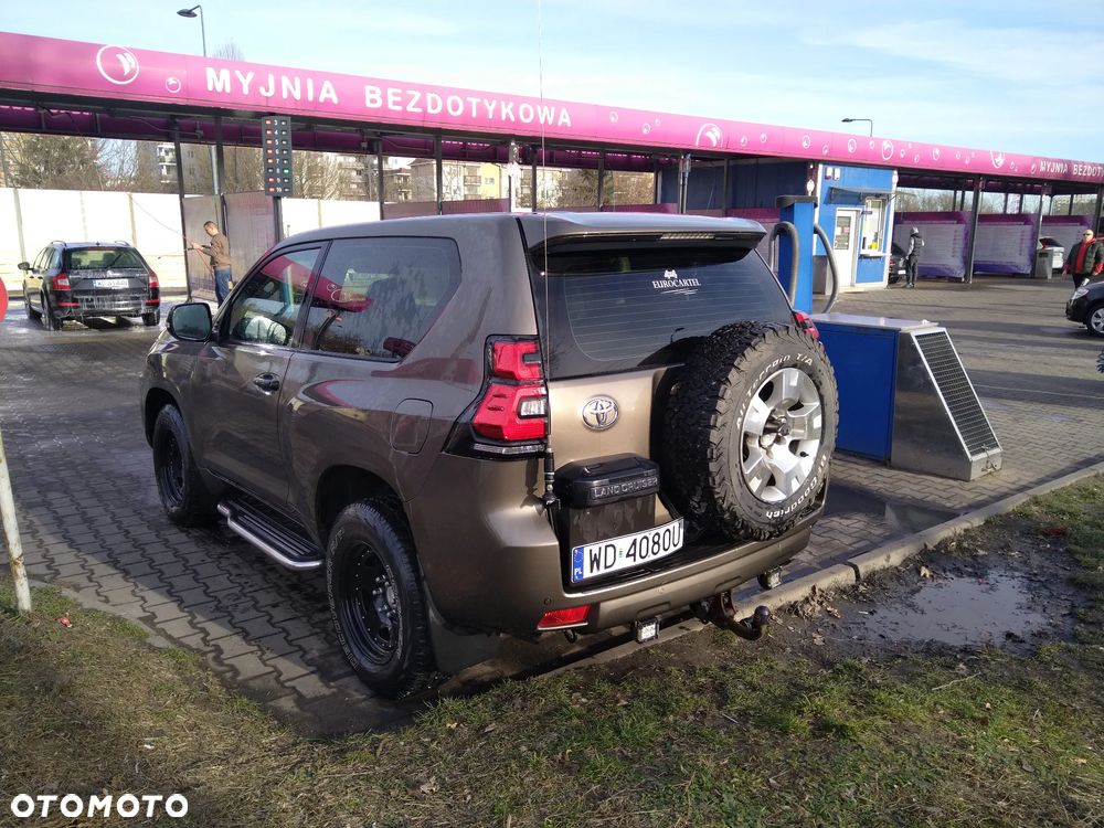 Toyota Land Cruiser LC 2.8 D-4D Entry - 8