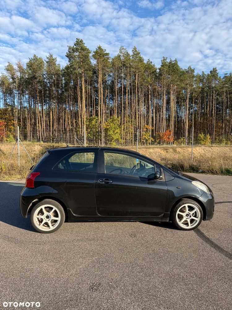 Toyota Yaris 1.8 VVT-i TS - 2