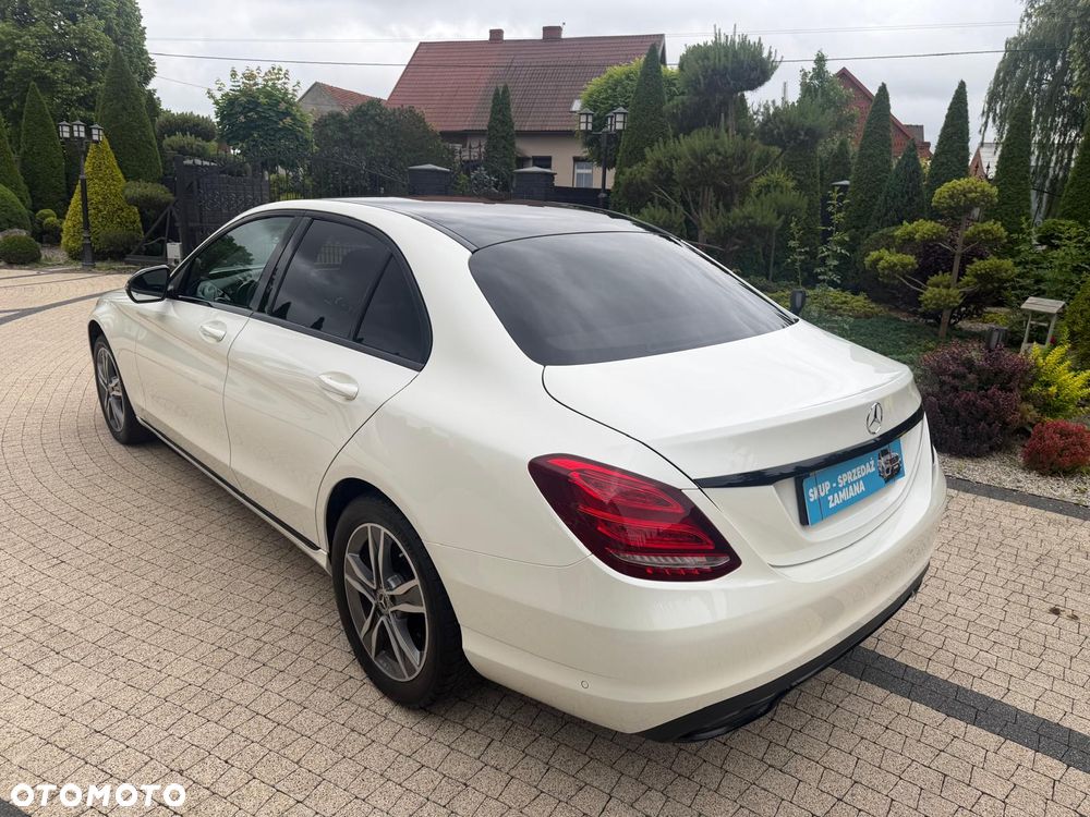 Mercedes-Benz Klasa C 200 9G-TRONIC Exclusive - 23