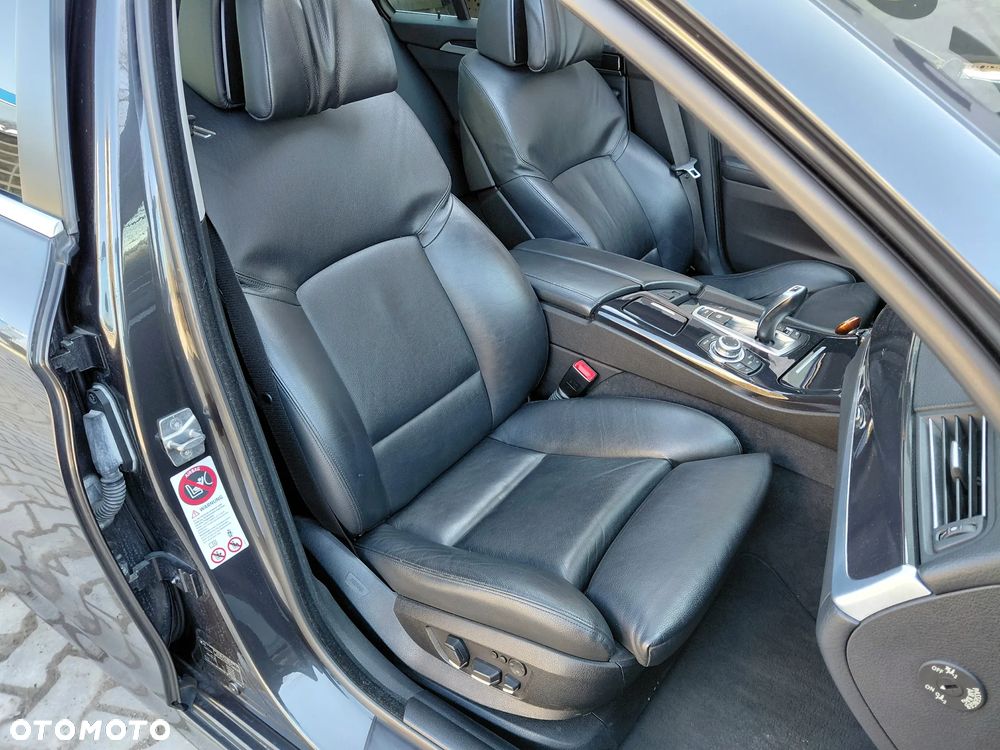 BMW Seria 5 520d Modern Line - 4