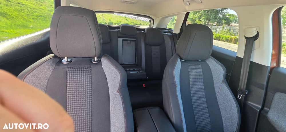 Peugeot 3008 BlueHDi 130 Stop & Start EAT8 Allure - 10