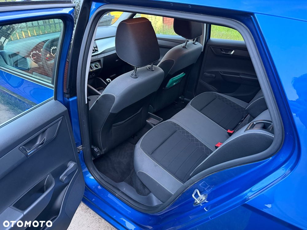 Skoda Fabia 1.0 Ambition - 11