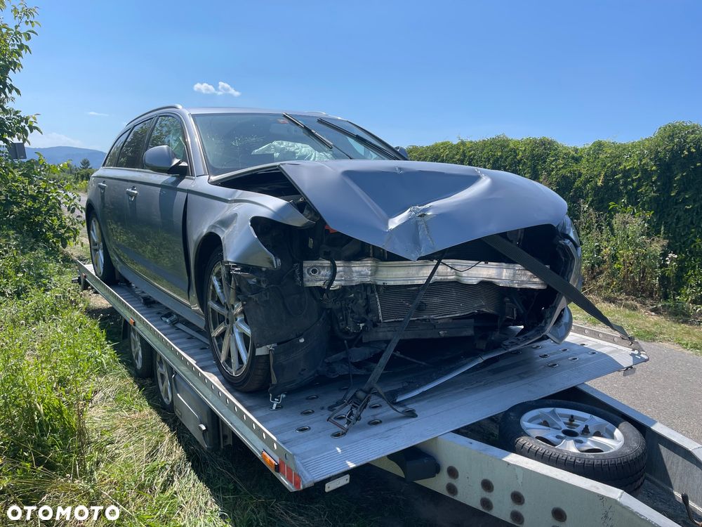 Audi A6 Avant 2.0 TDI Ultra DPF S tronic - 27