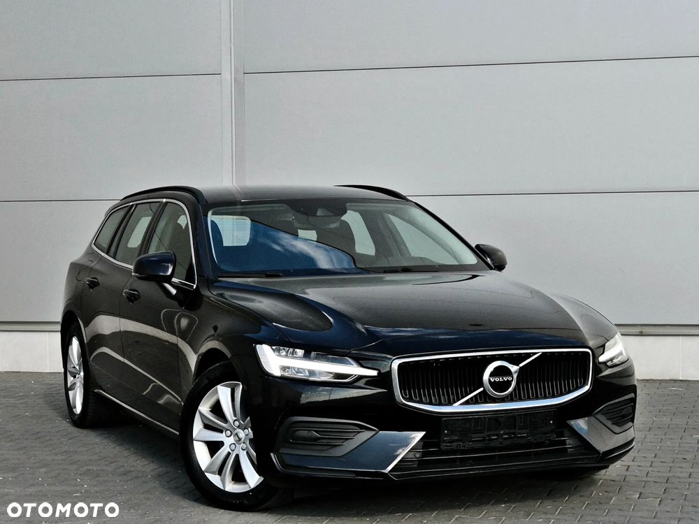 Volvo V60 B3 B DKG Momentum Pro - 9