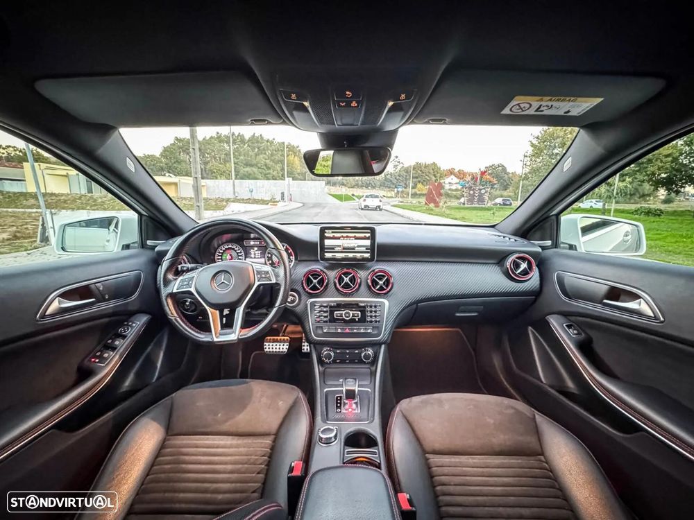 Mercedes-Benz A 45 AMG 4Matic Speedshift 7G-DCT - 11