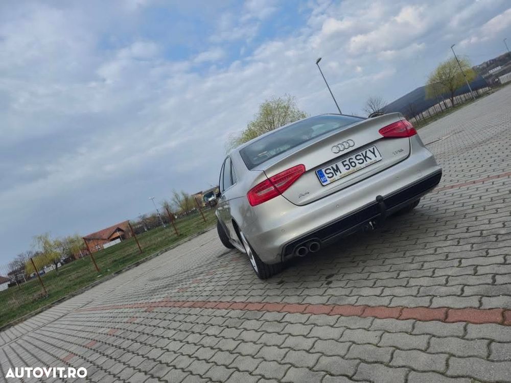 Audi A4 1.8 TFSI S line Sportpaket - 6