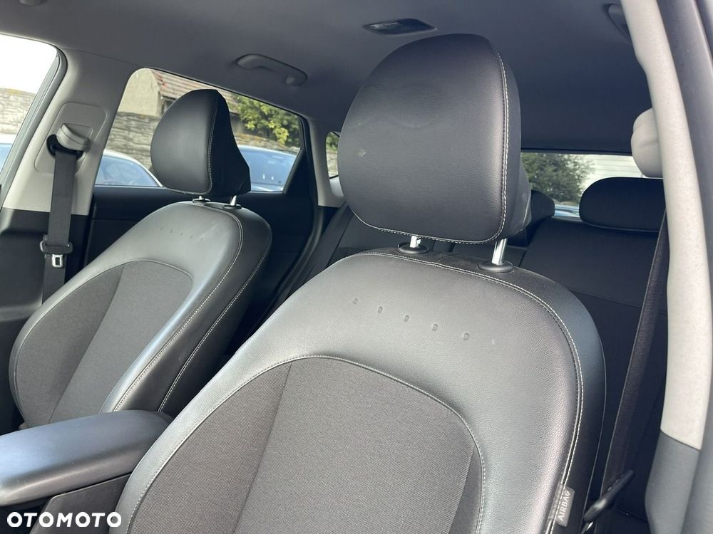 Hyundai Kona 1.6 T-GDI Comfort DCT - 12
