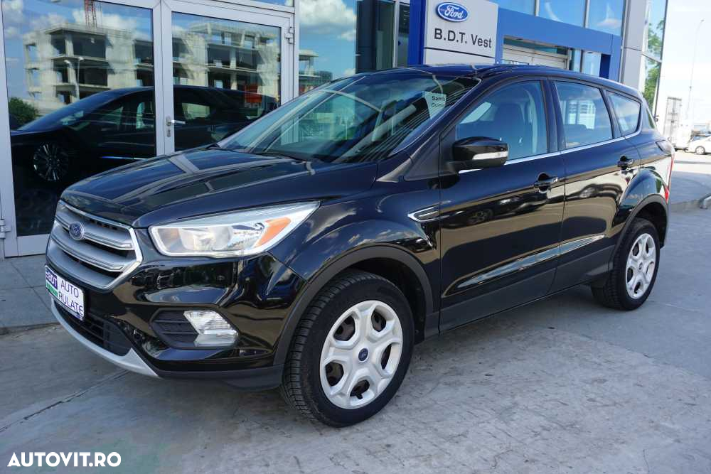 Ford Kuga - 2