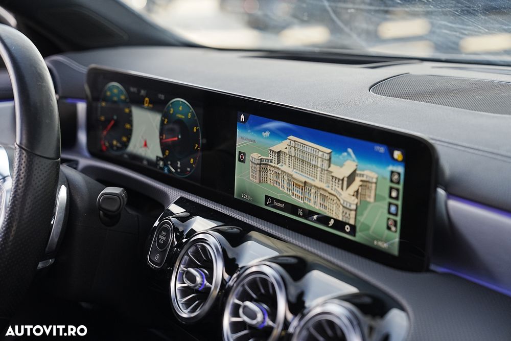 Mercedes-Benz CLA - 27