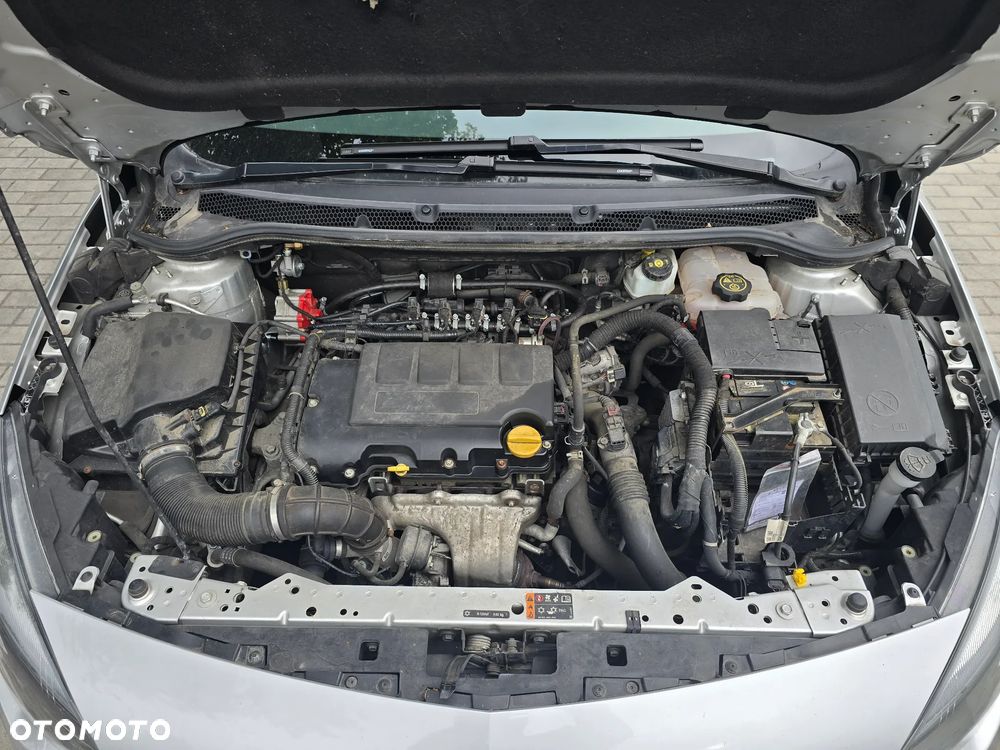 Opel Astra 1.4 T EU6 - 26