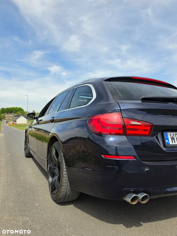BMW Seria 5 525d xDrive Modern Line - 2
