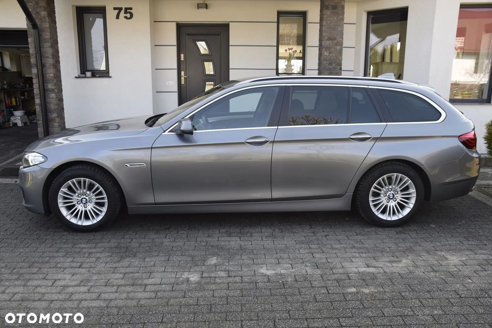 BMW Seria 5 520d xDrive - 14