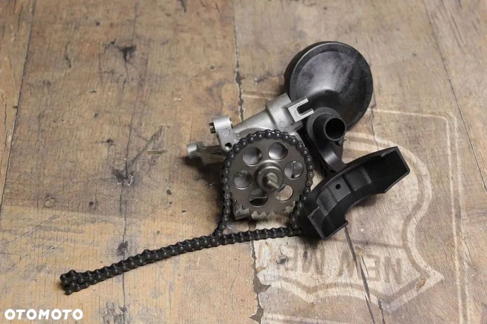 POMPA OLEJU SMOK YZF R6 2004r. 5SL - 3