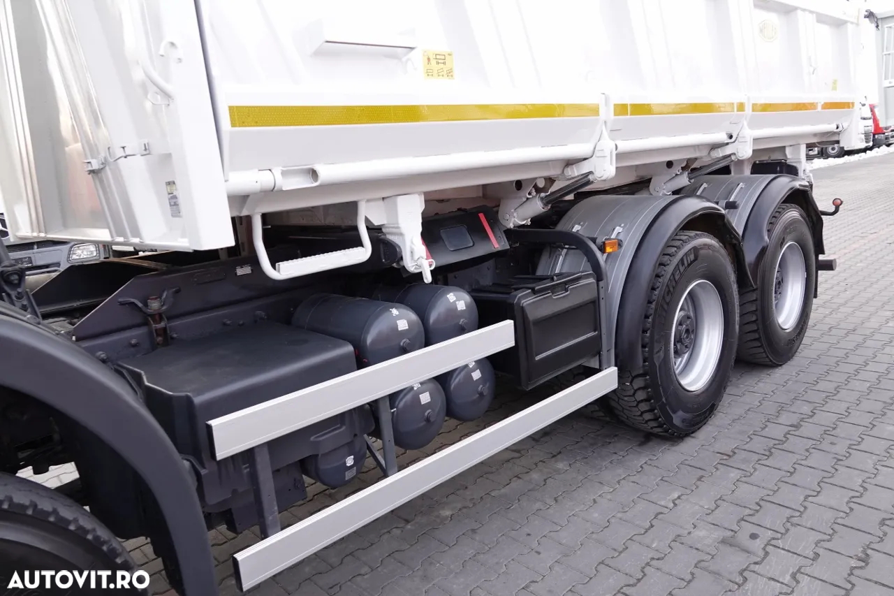 Scania P 340 / 6x4 / BASCULANTE / HYDROBURTA / BORDMATIC / MEILLER KIPER / MANUAL / 2010 - 15