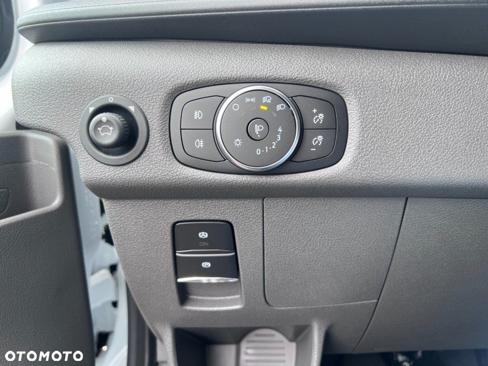 Ford Nowy Transit - 9