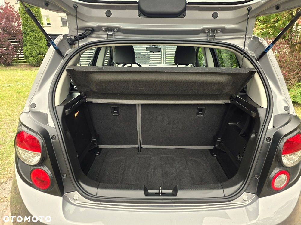 Chevrolet Aveo 1.2 LS - 25