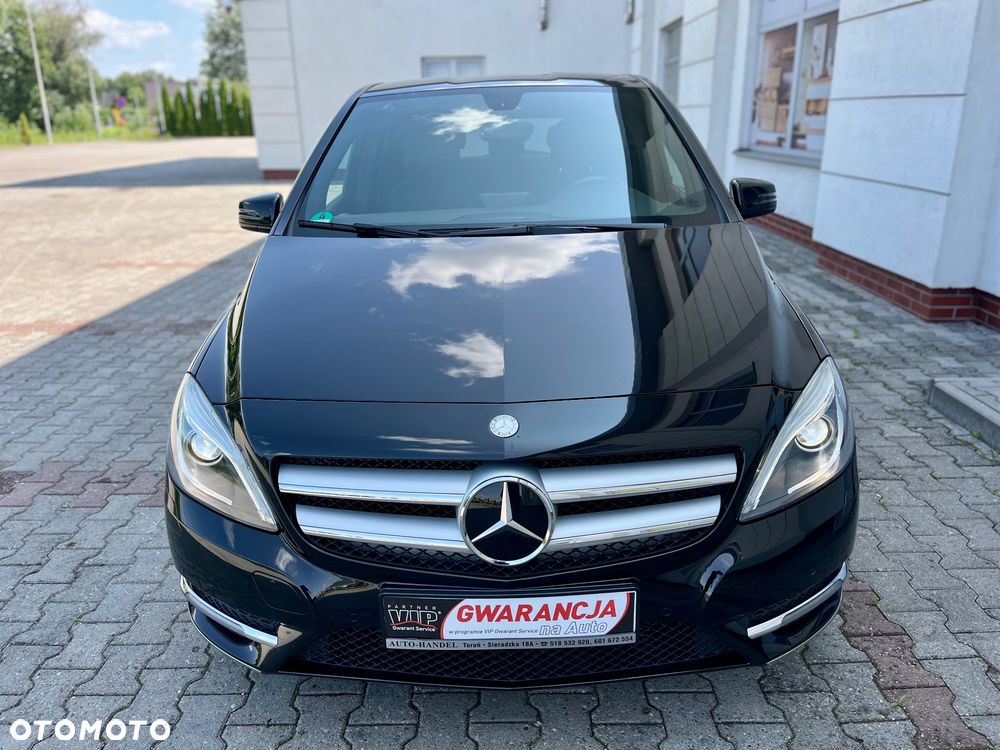 Mercedes-Benz Klasa B 180 Edition - 9