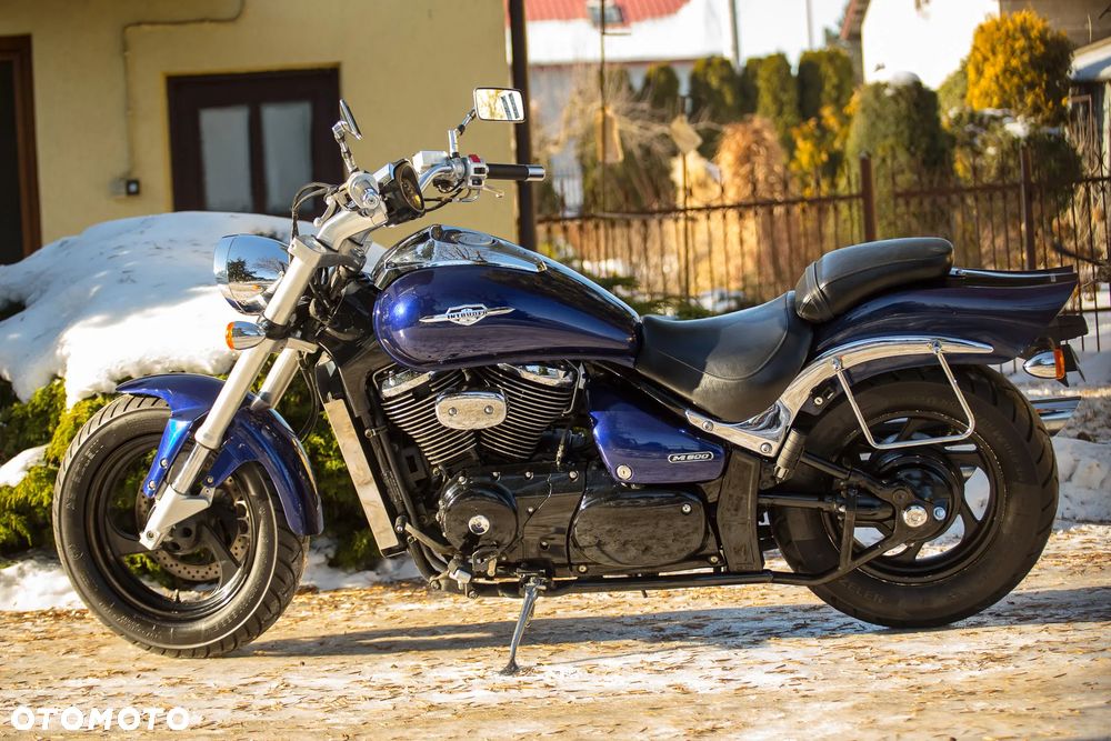 Suzuki Intruder - 8