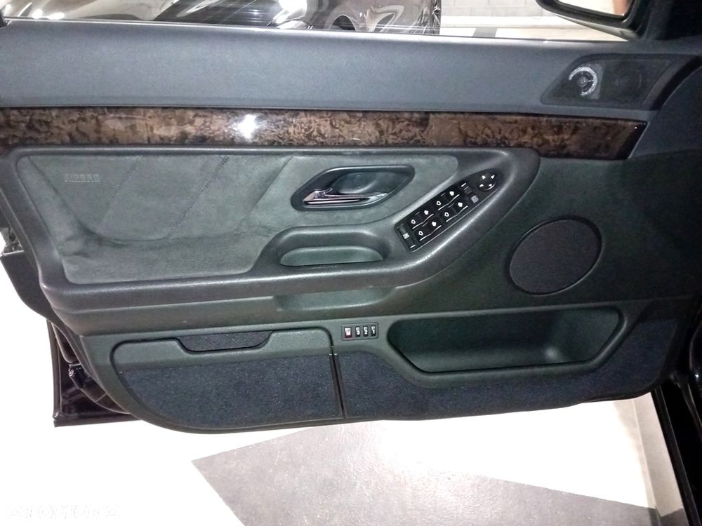 BMW Seria 7 735i L - 12
