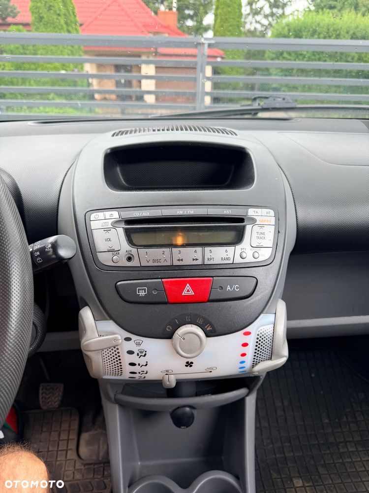 Peugeot 107 1.0 Trendy - 10