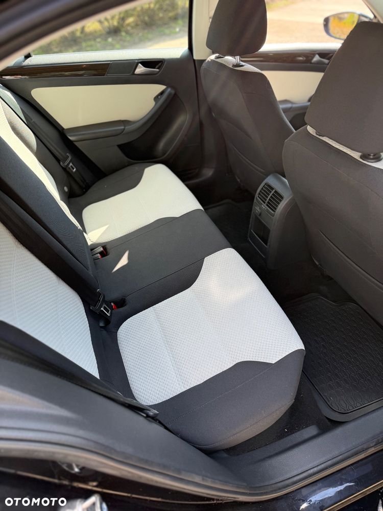 Volkswagen Jetta 1.4 TSI BMT Comfortline - 9