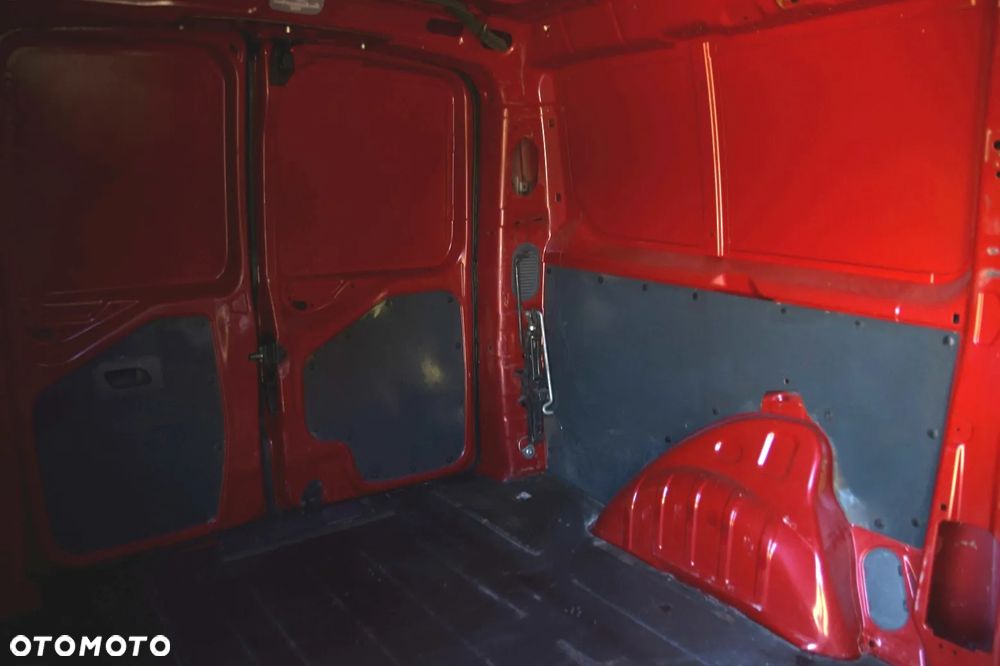 Citroën JUMPY/SCUDO/EXPERT/LONG/ 2.0 HDI / ZDROWY BEZ KOROZJI/ PODGRZEWANE FOTELE/KLIMATYZACJA/BOGATO WYPOSAZONY - 20