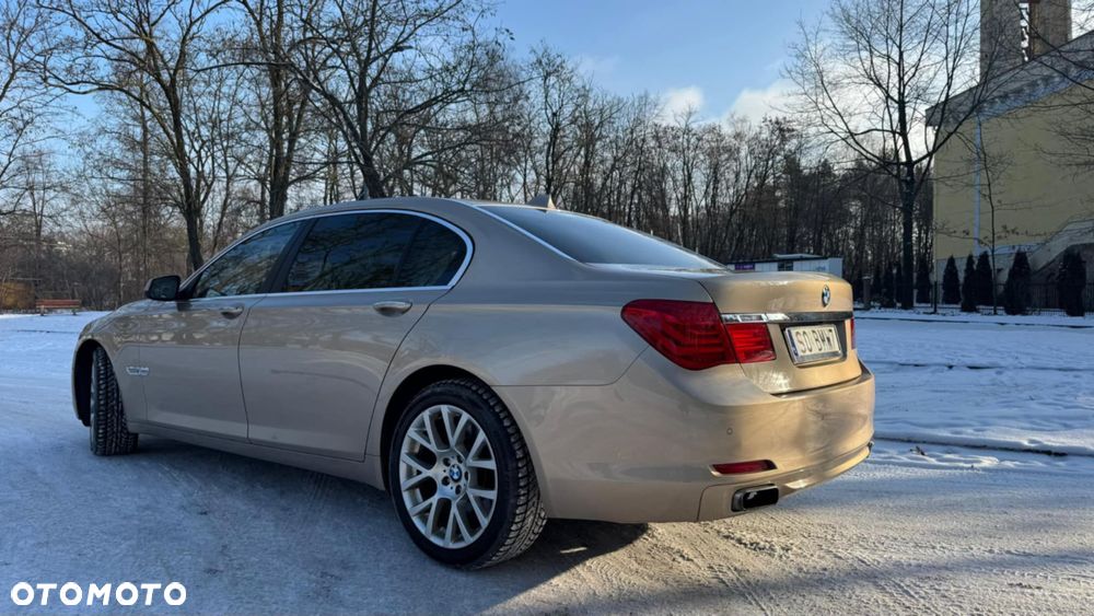 BMW Seria 7 750Li xDrive - 7