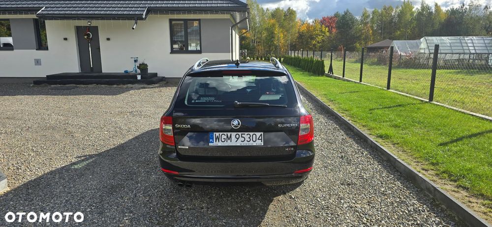 Skoda Superb 2.0 TDI 4x4 Ambition DSG - 4