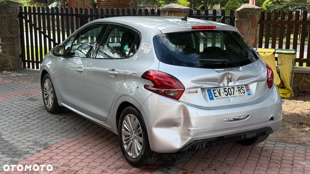 Peugeot 208 1.2 PureTech Allure - 4