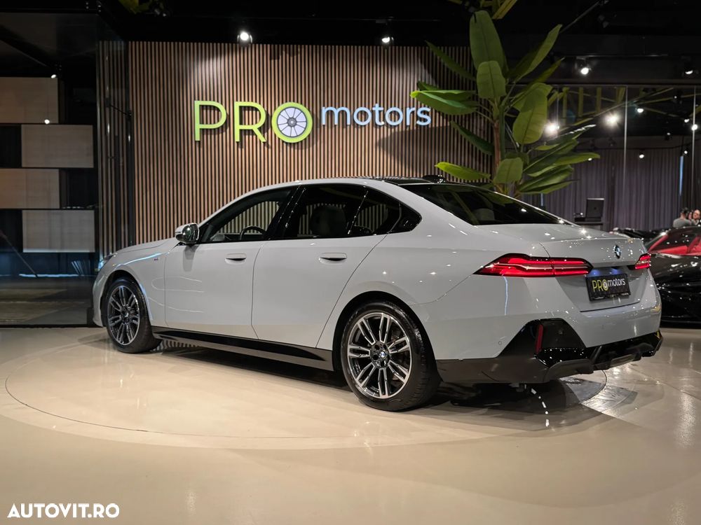 BMW Seria 5 520d xDrive Aut. - 6