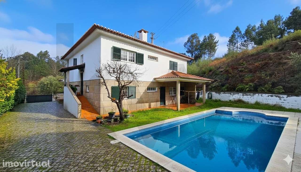 Moradia Multifamiliar T5, com Jardim e Terraços, 5 do Centro de Amaran - Grande imagem: 2/46