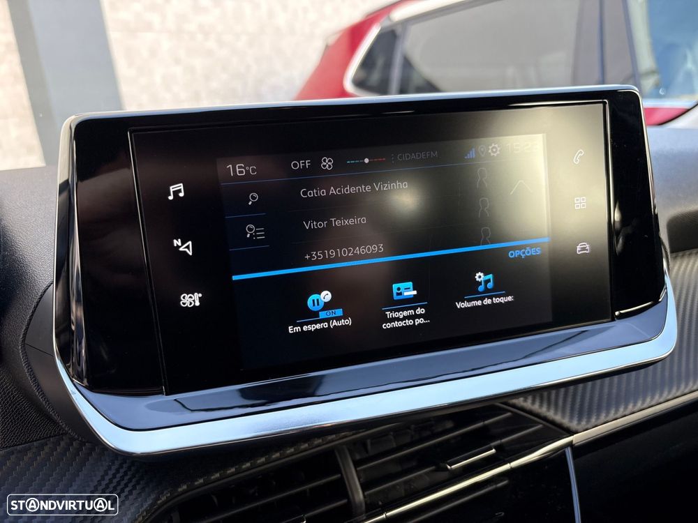 Peugeot 208 1.2 PureTech SE Style - 30