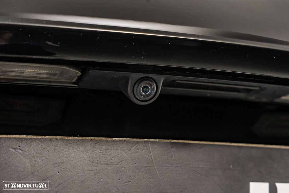 Tesla Model Y Long Range Tração Integral - 19