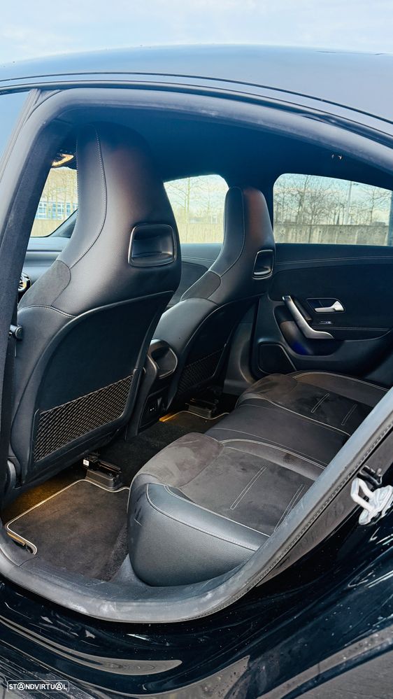 Mercedes-Benz CLA 250 - 4