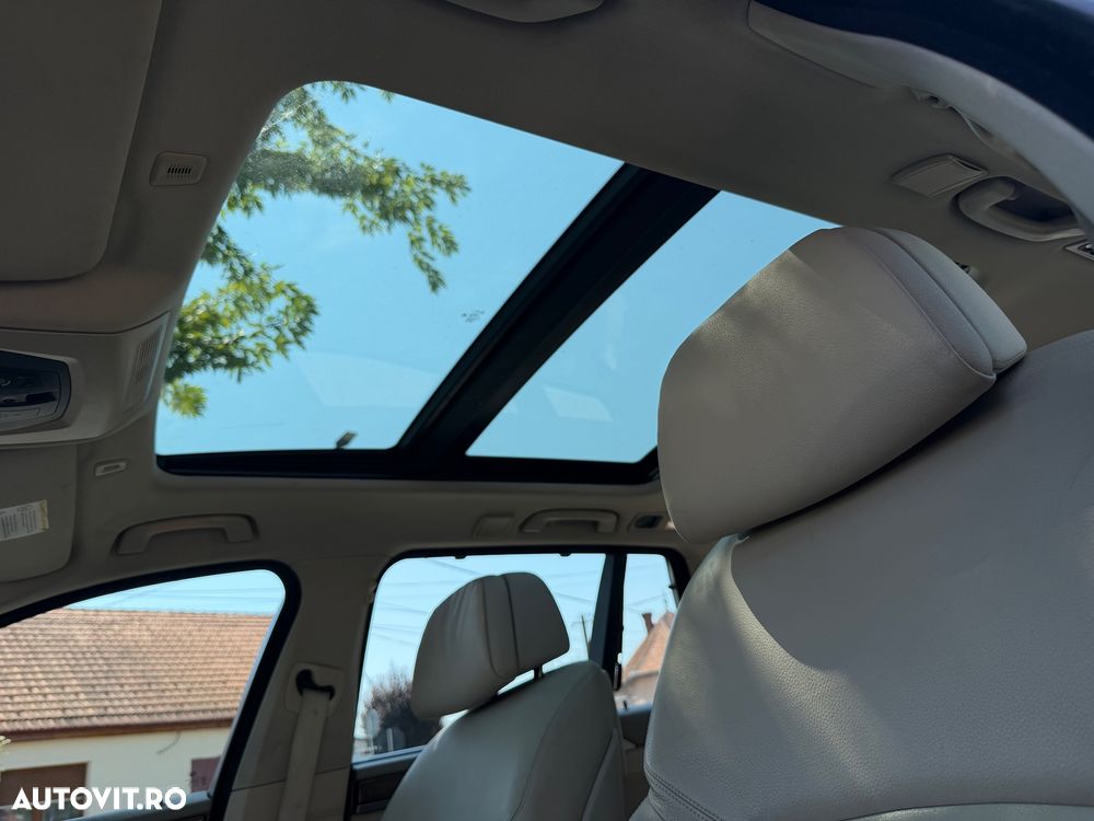 BMW Seria 5 520d Aut. - 39