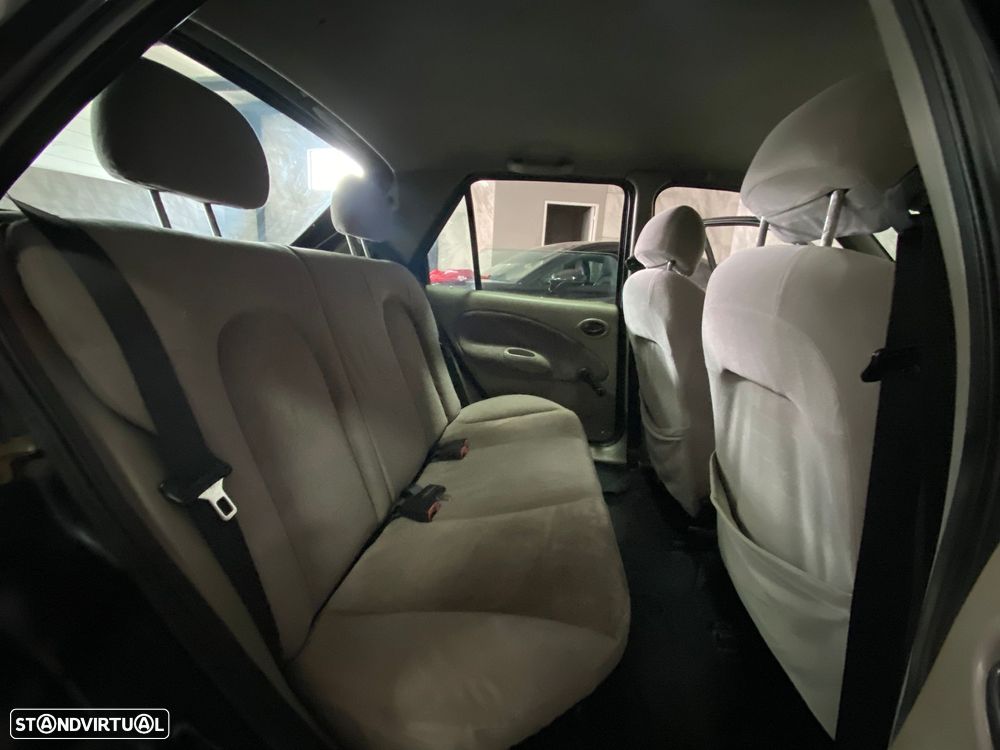 Ford Fiesta 1.25 Studio - 10