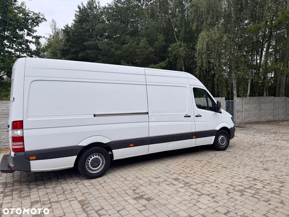Mercedes-Benz Sprinter - 5