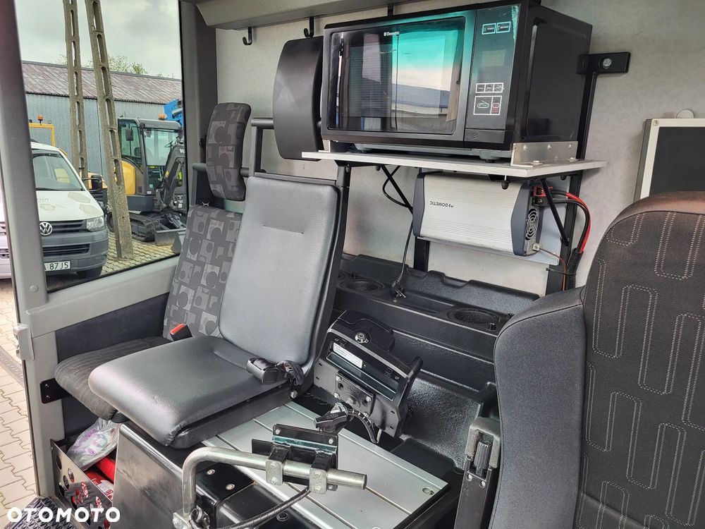 Mercedes-Benz ECONIC 2630 - 28