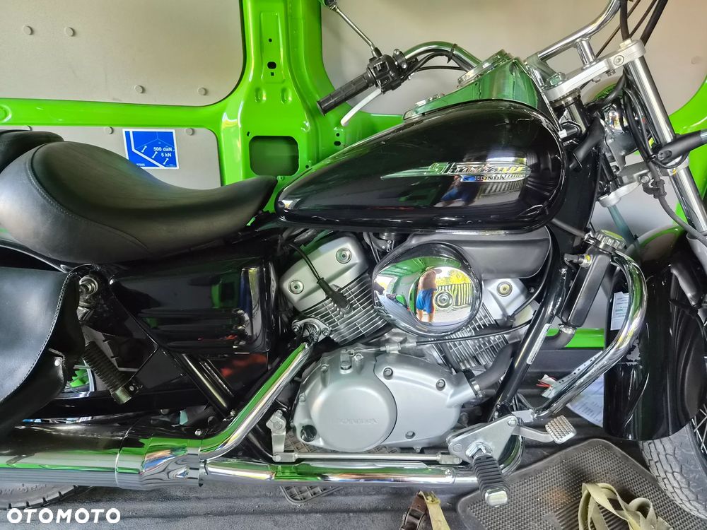 Honda Shadow - 4