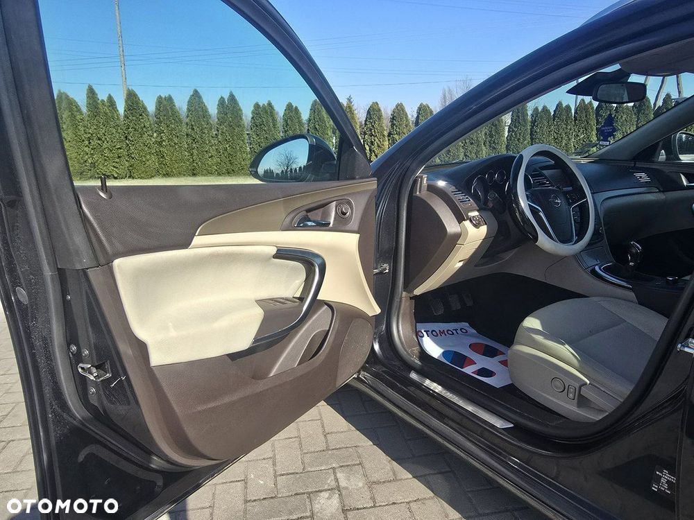 Opel Insignia - 11