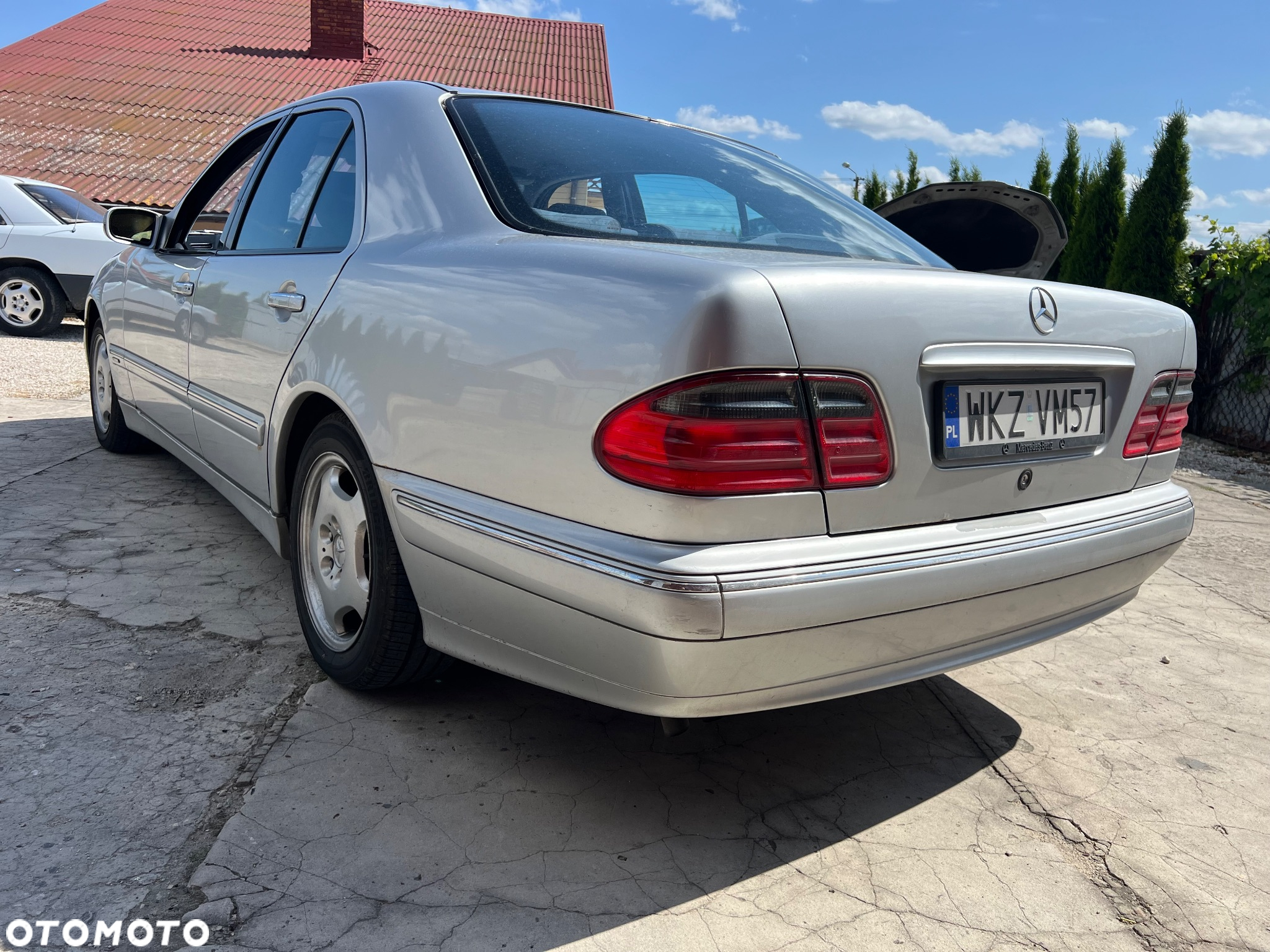 Mercedes-Benz Klasa E 240 Avantgarde - 5