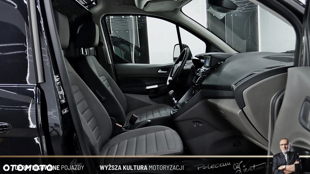 Ford Transit Connect - 19