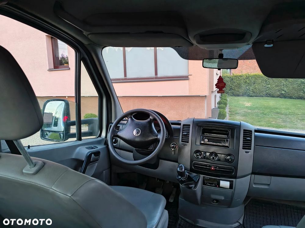 Volkswagen Crafter - 12