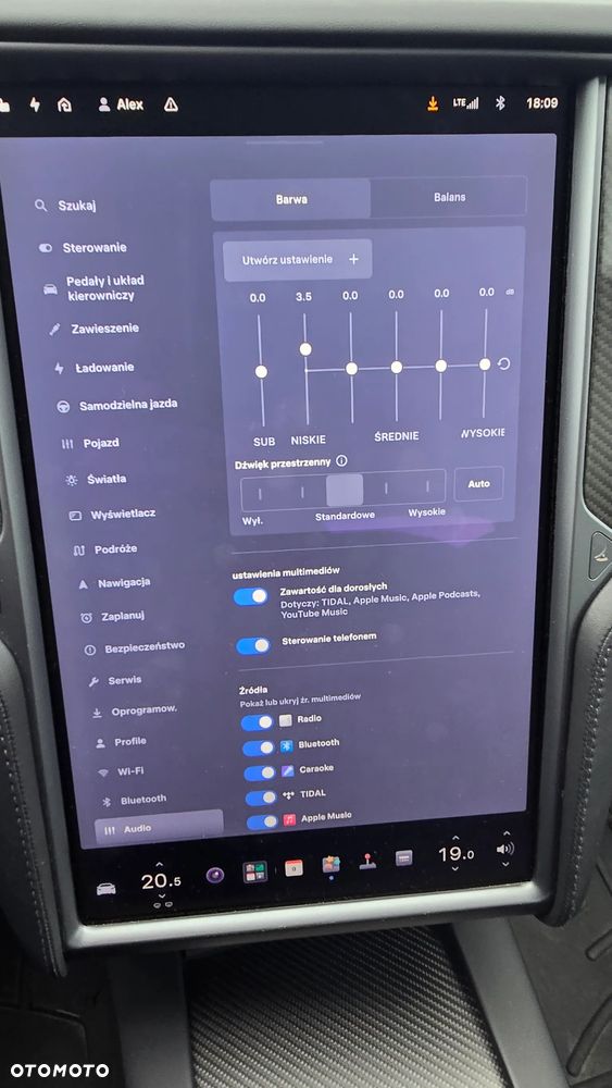 Tesla Model S - 30