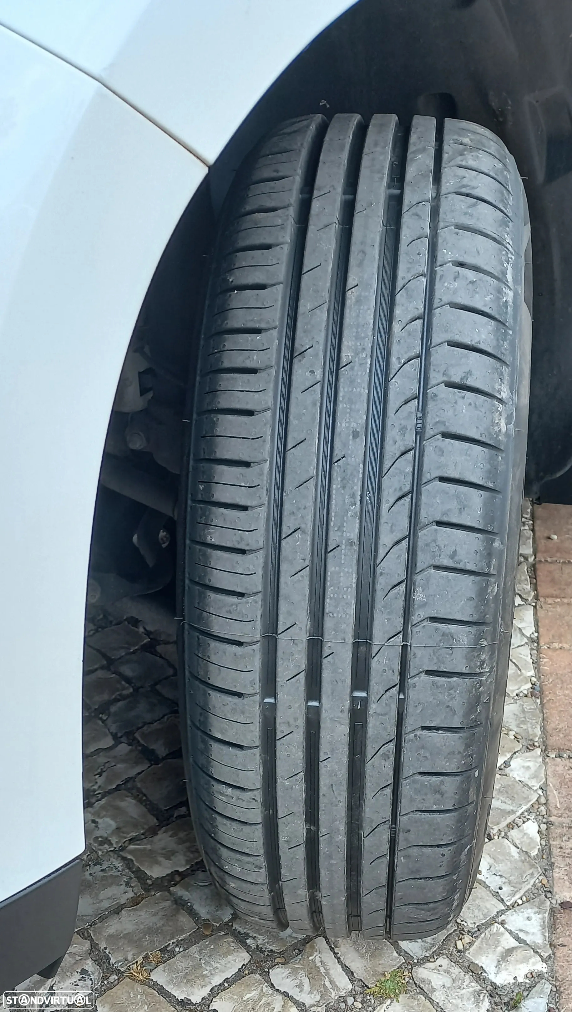 Peugeot 2008 1.2 PureTech Style - 19