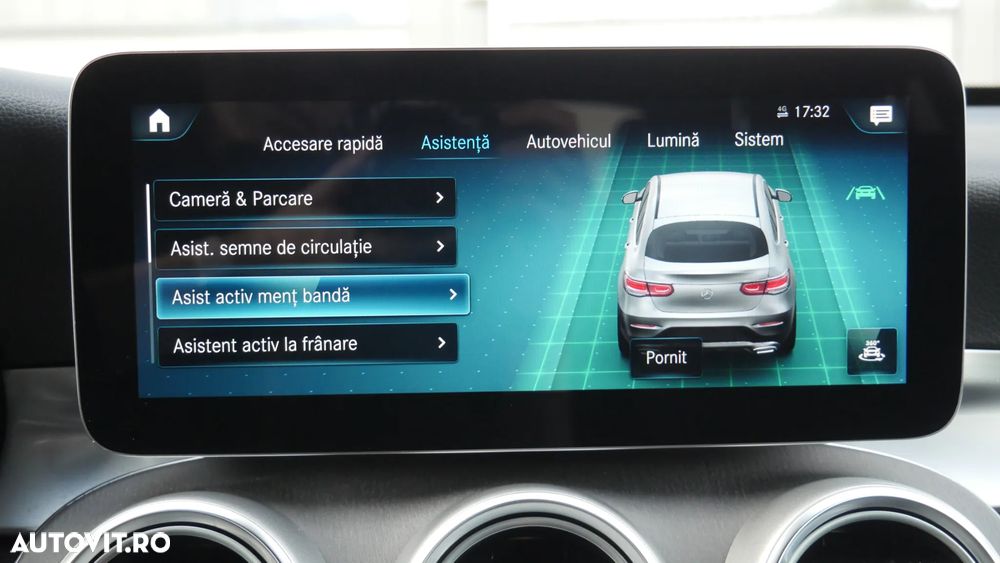 Mercedes-Benz GLC Coupe 300 4Matic 9G-TRONIC AMG Line - 25